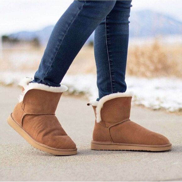 Fireside Dearfoams Womens 6 Perth Genuine Shearling Foldover Bootie Chesnut NWT - Picture 1 of 10
